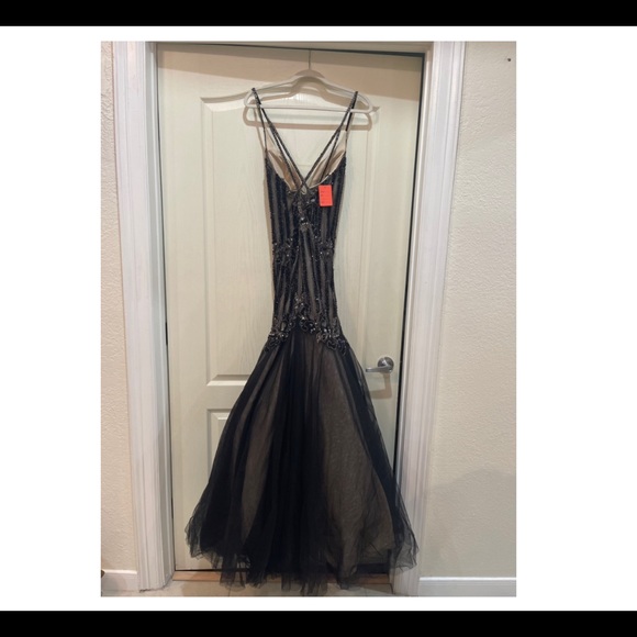 Evening gown✨ - Picture 3 of 10